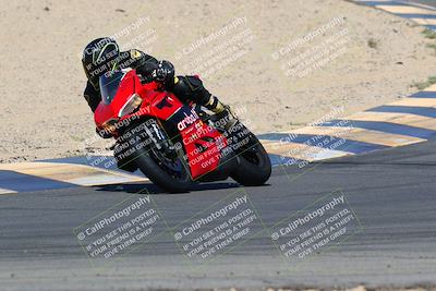 media/Mar-28-2022-Superbike Trackdays (Mon) [[b8603d0f67]]/Open Track Time/Turns 9 and 10/